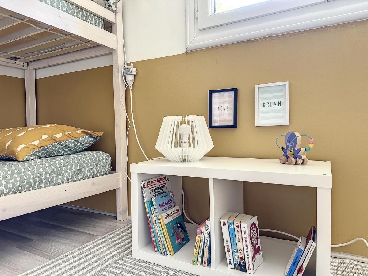 Charmant Appartement Avec Terrasse Parking Ispagnac 외부 사진